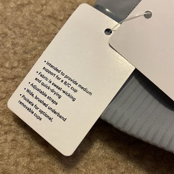 NWT Lululemon Radiant Motion Bra - Picture 5 of 5